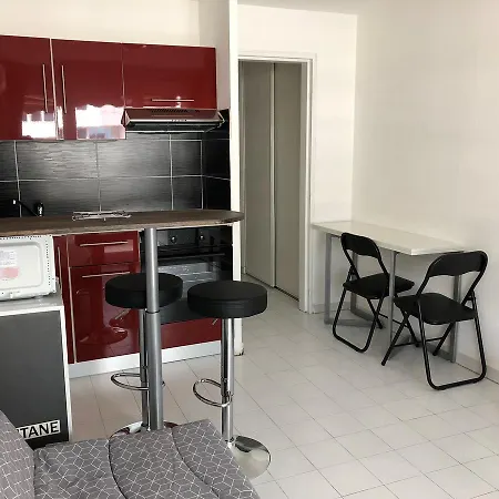 Studio + Coin Nuit Proche Mer Apartment *